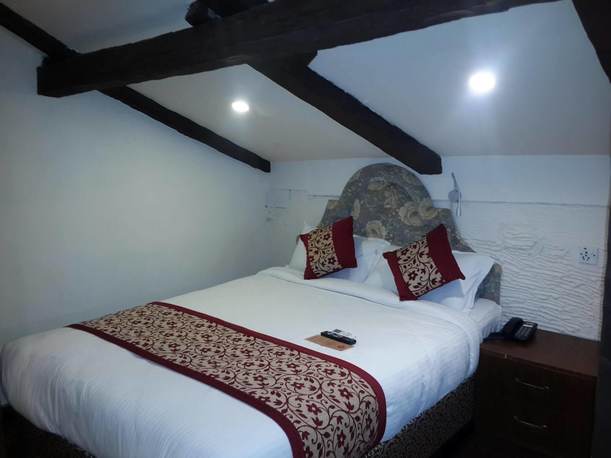 Hotel Heranya Katmandu Zewnętrze zdjęcie